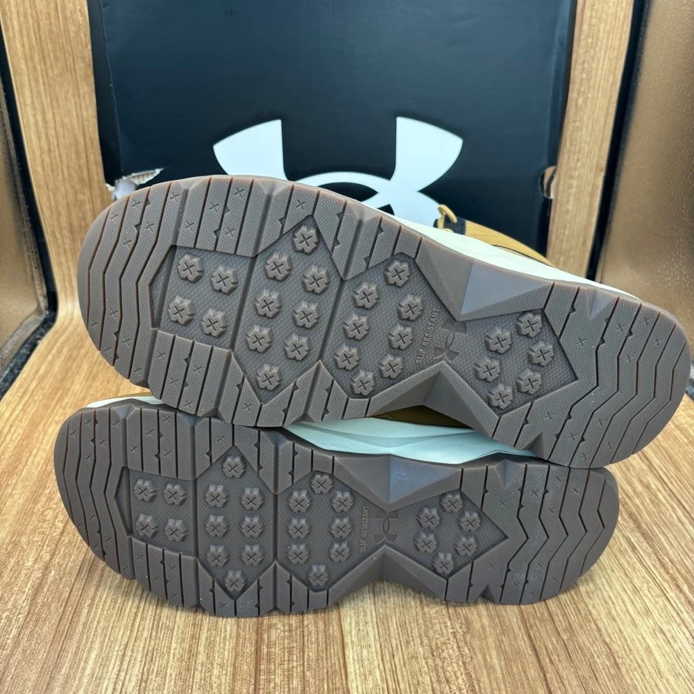 Under Armour Stellar G2 6